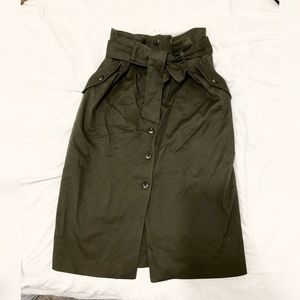 Trend-Setter Olive Knee-Length Skirt